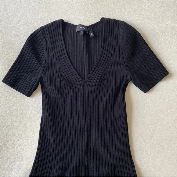 Theory Knit Ribbed Flare Mini Dress in Black Womens Size P - Picture 5 of 8